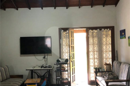 Casa à venda com 3 quartos, sendo 1 suíte, em Marina, Armação dos Búzios, RJ