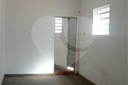 Sobrado à venda ou para alugar com 4 quartos em Água Branca, São Paulo, SP