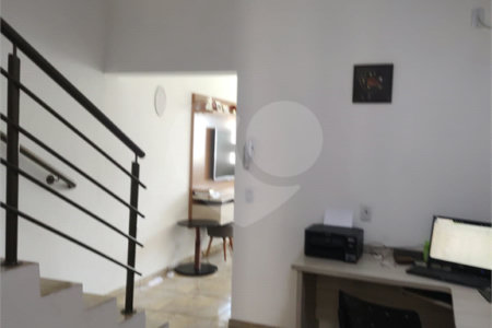 Sobrado à venda com 5 quartos, sendo 1 suíte,  em Vila Bela Vista, Suzano, SP