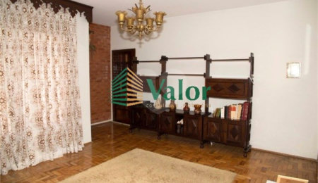 Casa à venda com 3 quartos, sendo 1 suíte,  em Núcleo Residencial Silvio Vilari, São Carlos, SP