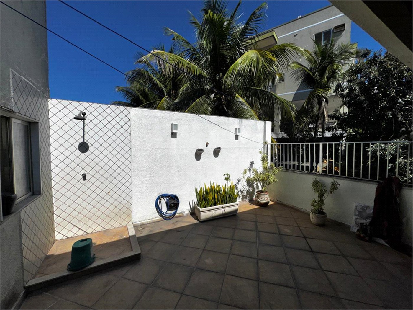 Apartamento à venda com 3 quartos, sendo 1 suíte,  em Jardim Guanabara, Rio de Janeiro, RJ