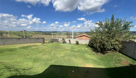 Casa à venda com 4 quartos, sendo 1 suíte,  em Mato Seco, Itapetininga, SP