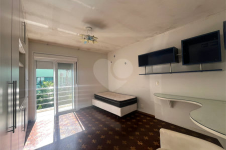Casa à venda com 5 quartos, sendo 4 suítes,  em Jardim Franca, São Paulo, SP