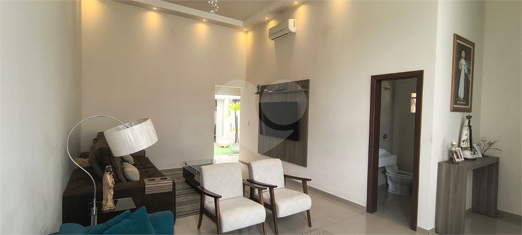 Casa à venda com 3 quartos, sendo 1 suíte, em Jardim Marabá, Itapetininga, SP