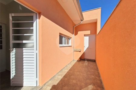 Casa à venda com 3 quartos, sendo 1 suíte,  no condomínio Residencial Reserva das Paineiras, Itapetininga - SP