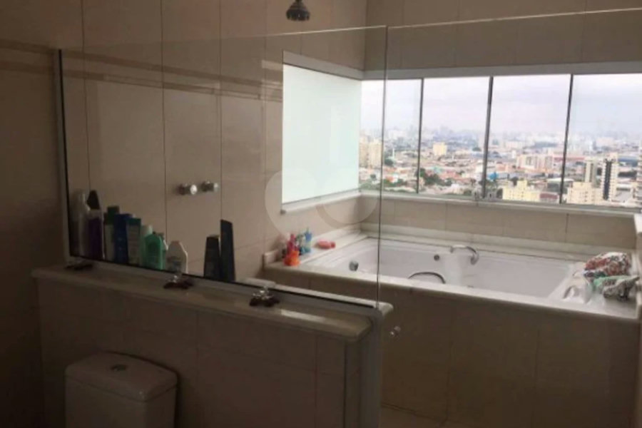 Sobrado à venda com 4 suítes em Santana, São Paulo, SP