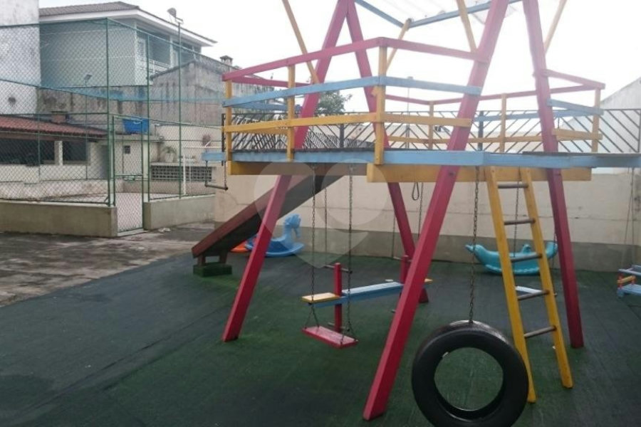 Apartamento de 70m2 no Mandqui de 3 dormitórios, sala com sacada e 2 vagas garagem