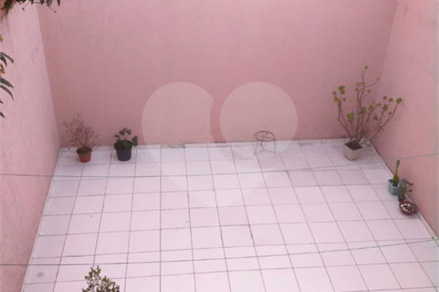 Vende-se Lindo Sobrado na Vila Santa Catarina