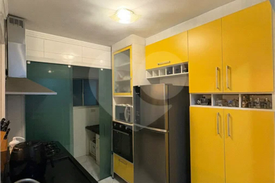 Apartamento reformado e mobiliado no Residência América - Venda - Parque Maria Domitila