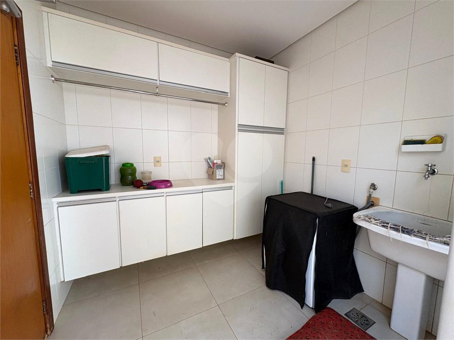 Casa à venda com 3 suítes no condomínio Damha II, São Carlos - SP