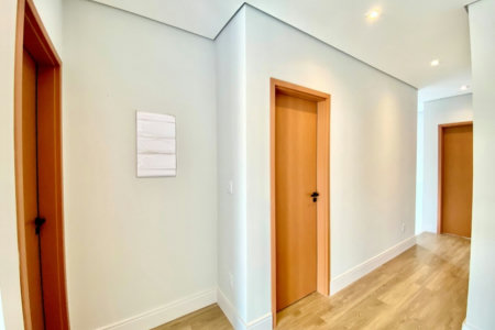 Casa à venda com 3 quartos, sendo 3 suítes, no condomínio Vila Giardino, Jundiaí - SP