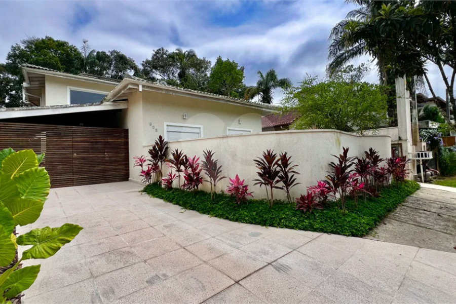 Casa à venda com 4 suítes em Riviera de São Lourenço, Bertioga, SP