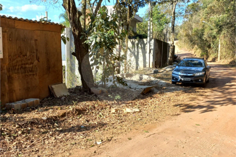 Terreno à venda no condomínio Loteamento Altos da Cantareira, Mairiporã - SP