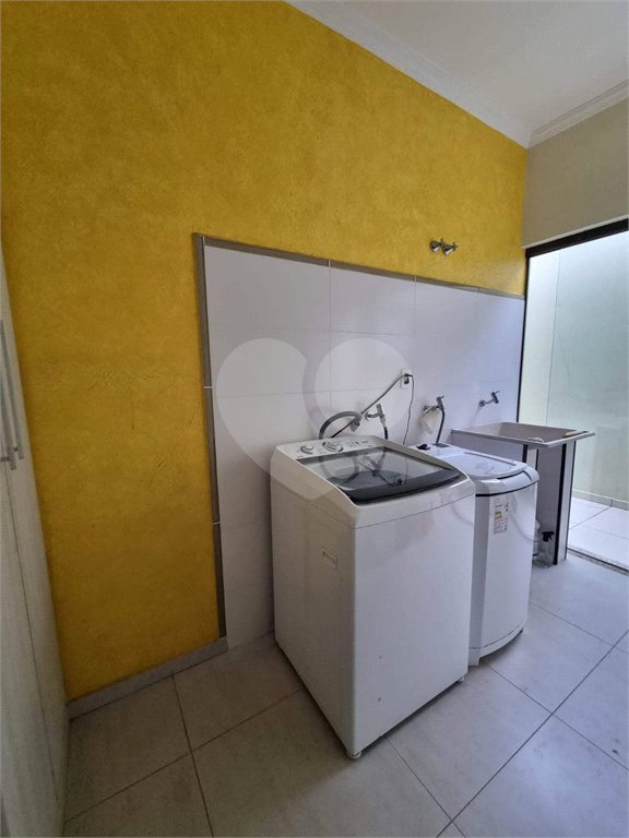 Casa à venda com 3 quartos, sendo 1 suíte, em Jardim Celani, Salto, SP