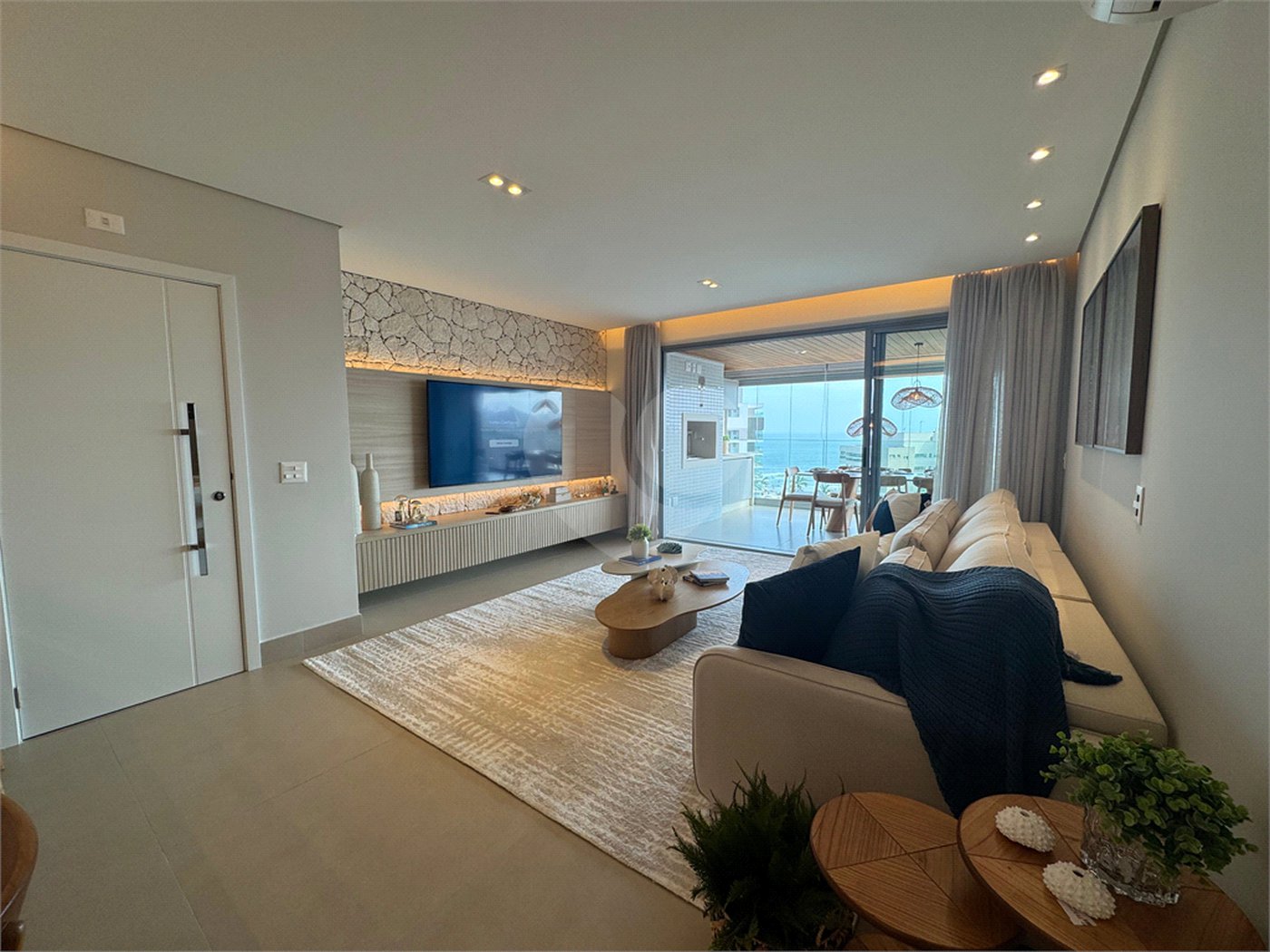 Apartamento à venda com 3 suítes em Riviera, Bertioga, SP