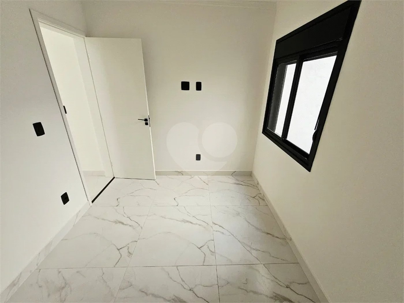 Sobrado à venda com 3 quartos, sendo 2 suítes, em Vila Guilherme, São Paulo, SP