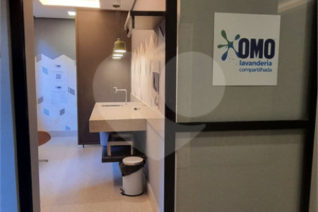 Apartamento à venda com 2 quartos, sendo 1 suíte, em Moema, São Paulo, SP