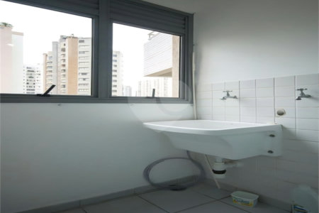 Apartamento à venda ou para alugar com 1 quarto em Brooklin Paulista, São Paulo, SP
