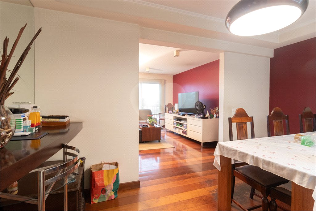 Apartamento à venda com 4 quartos, sendo 2 suítes,  em Alto de Pinheiros, São Paulo, SP