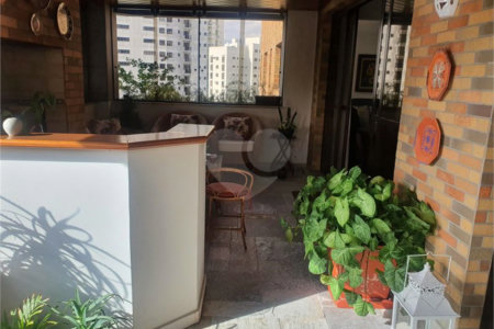 Apartamento à venda com 4 suítes em Vila Andrade, São Paulo, SP