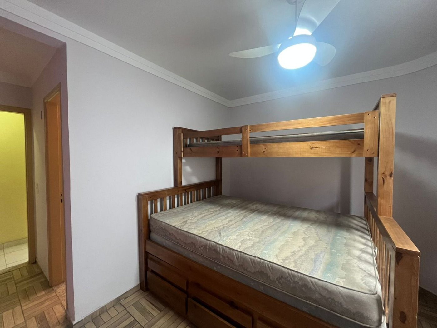 Apartamento com 3 dormitórios à venda, 80 m² por R$ 315.000,00 - Balneário Cidade Atlântica - Guarujá/SP