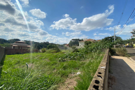 Terreno com 570,00 m² no Santa Mônica