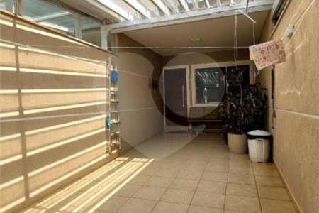 Sobrado à venda com 3 quartos, sendo 1 suíte, em Vila Nivi, São Paulo, SP