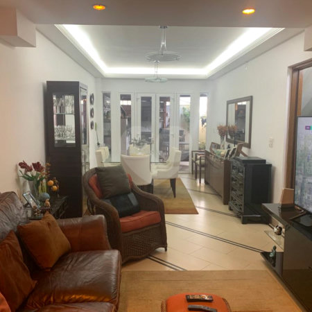 Casa à venda com 3 quartos, sendo 1 suíte, no condomínio Greenland, São Paulo - SP