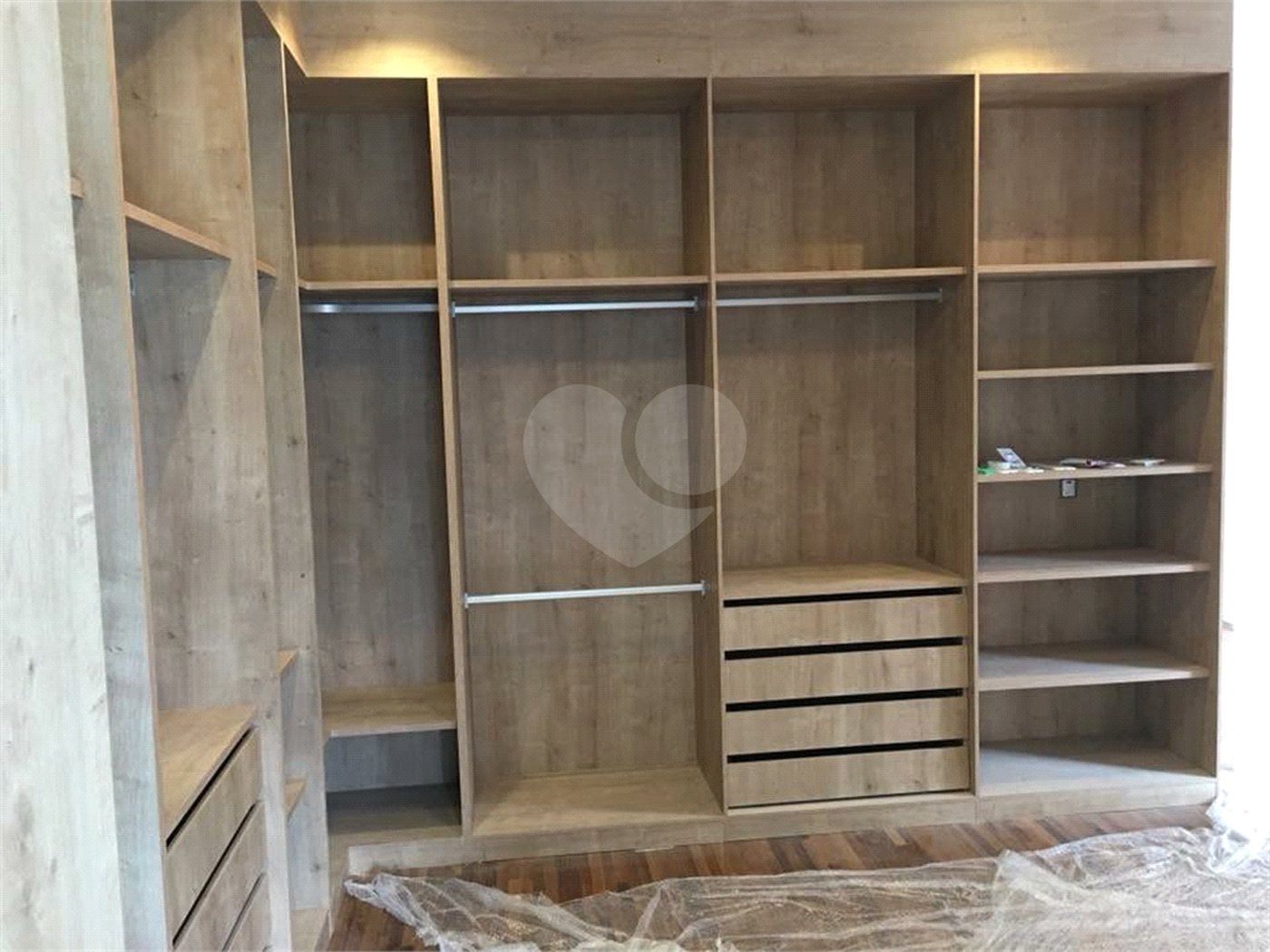 Casa à venda ou para alugar com 4 suítes no condomínio Residencial Tamboré 10, Santana de Parnaíba - SP