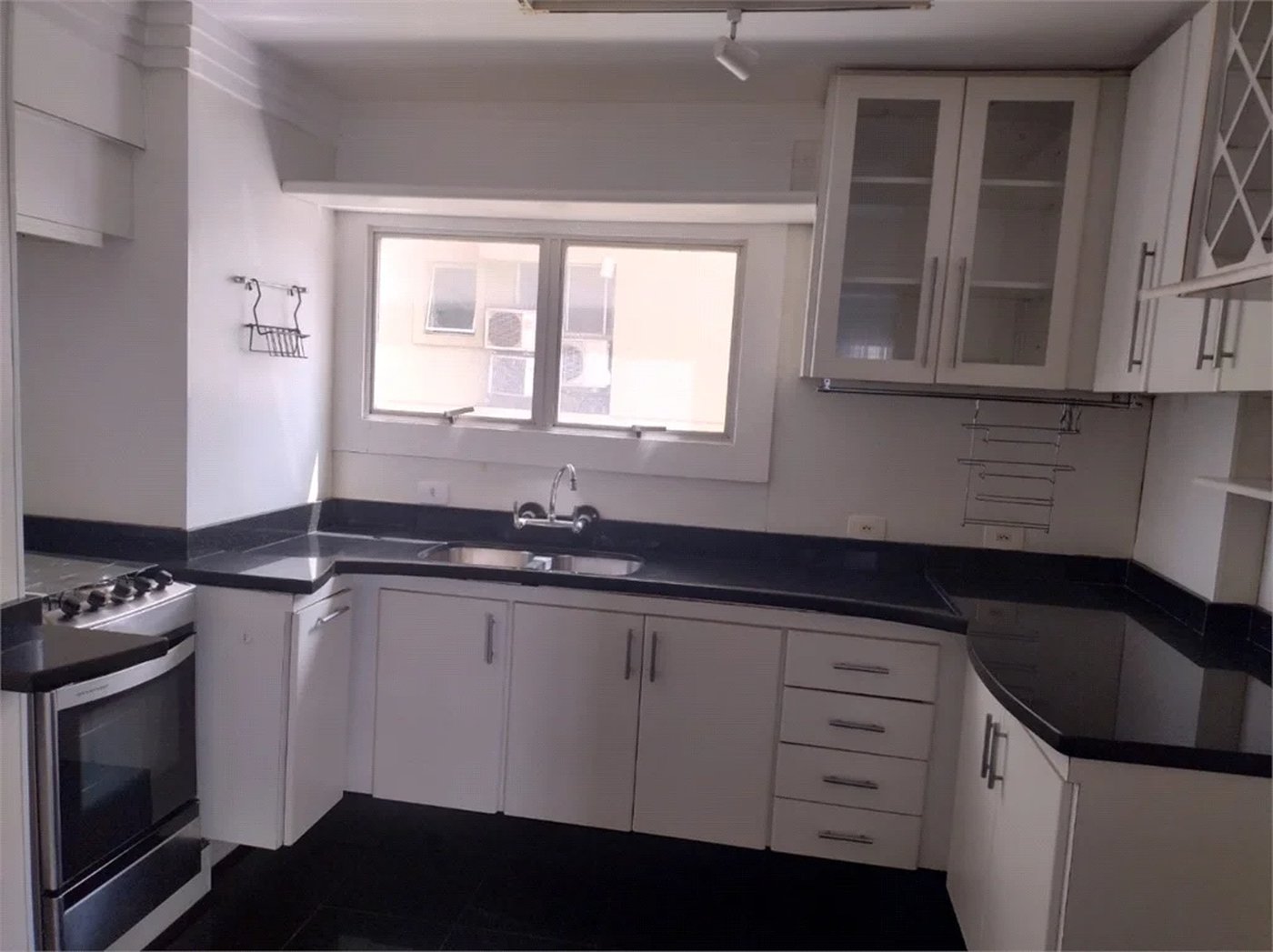 Apartamento à venda com 2 quartos em Pinheiros, São Paulo, SP