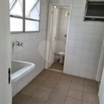 Apartamento à venda ou para alugar com 3 quartos, sendo 1 suíte, em Moema, São Paulo, SP
