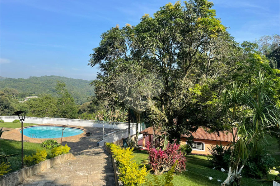 Casa à venda com 4 quartos no condomínio Jardim São Gonçalo, Mairiporã - SP