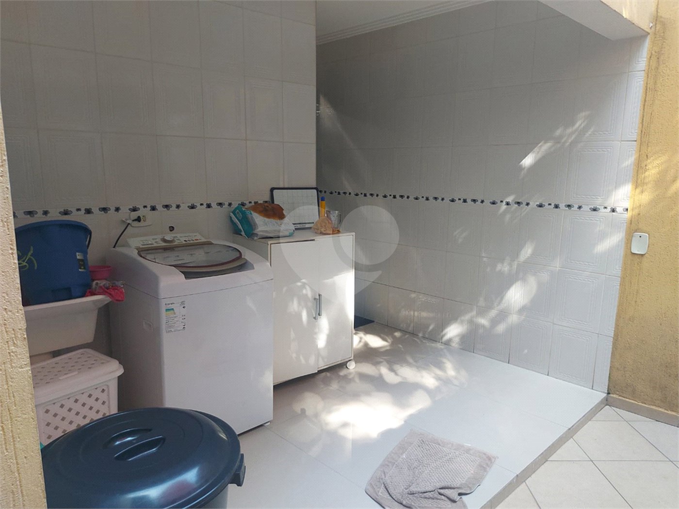 Sobrado à venda com 3 quartos, sendo 1 suíte, em Tremembé, São Paulo, SP