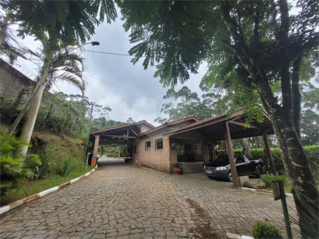 Terreno à venda no condomínio Parque Petrópolis 4 Secção, Mairiporã - SP