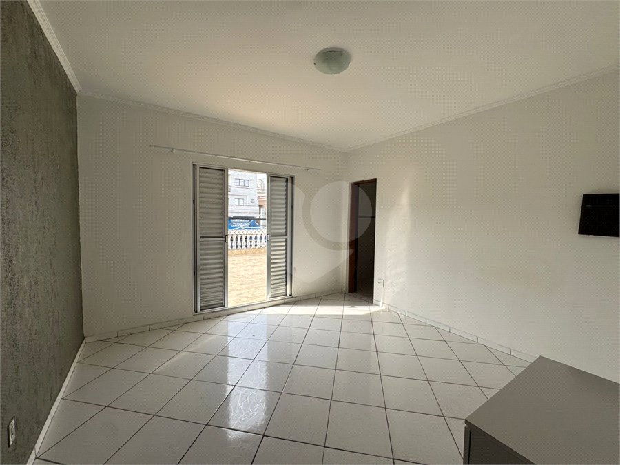 Casa à venda com 3 quartos, sendo 1 suíte,  em Vila Leonor, Guarulhos, SP
