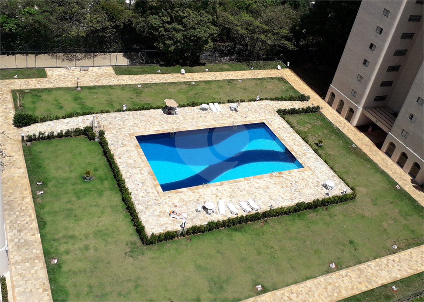 Apartamento à venda com 3 quartos em Vila Suzana, São Paulo, SP