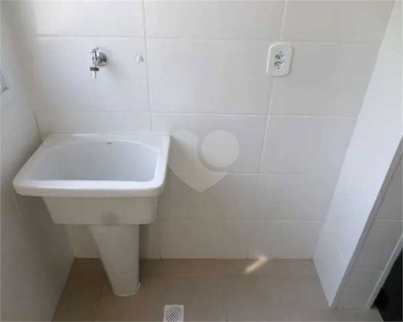 Apartamento à venda com 2 quartos em Vila Haro, Sorocaba, SP