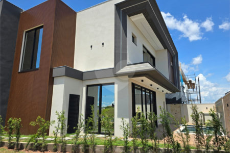 Casa à venda com 3 suítes no condomínio Brisas, Cuiabá - MT