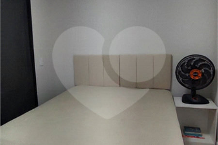 Casa à venda ou para alugar com 4 suítes no condomínio Figueira Garden, Atibaia - SP