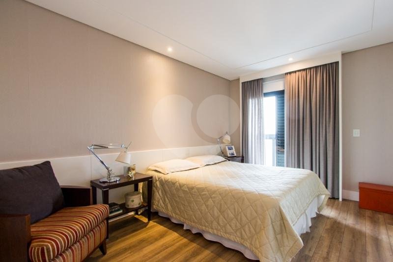 Apartamento à venda com 4 suítes em Jardim Marajoara, São Paulo, SP