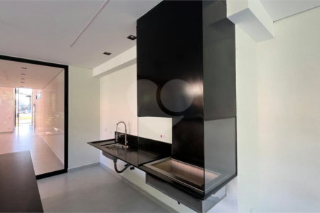 Casa à venda com 4 suítes no condomínio Residencial Granville, Atibaia - SP