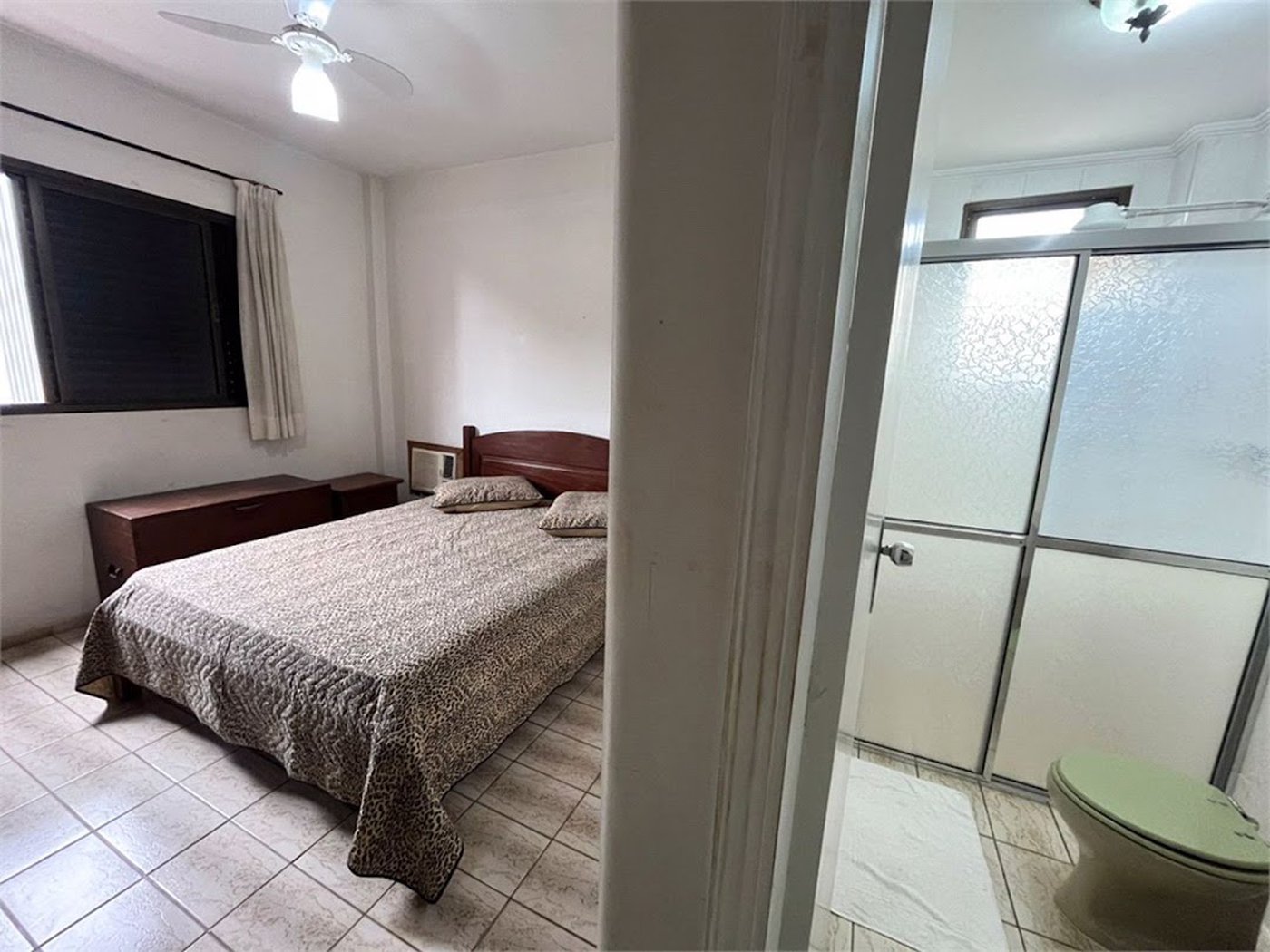 Apartamento Residencial à venda, Jardim Las Palmas, Guarujá - AP0190.