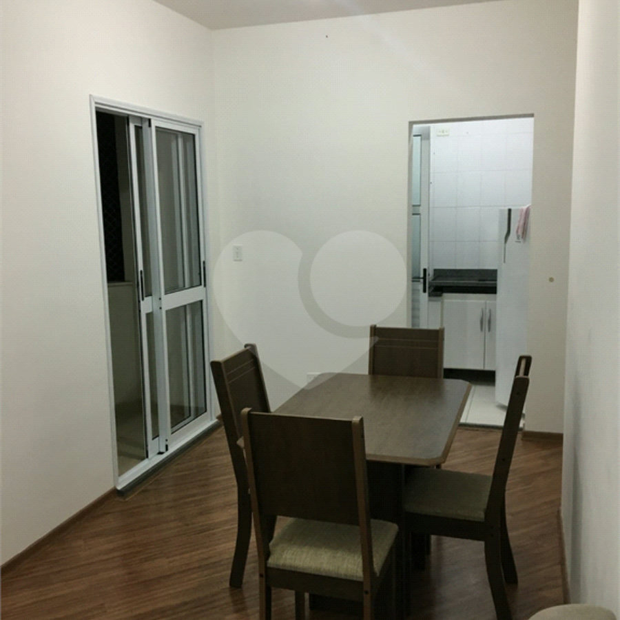 Apartamento à venda com 3 quartos, sendo 1 suíte, em Parque Residencial Aquarius, São José dos Campos, SP