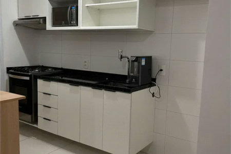 Apartamento à venda com 3 quartos, sendo 1 suíte,  em Vila Andrade, São Paulo, SP