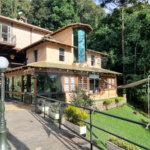 Sobrado à venda com 3 suítes em Serra da Cantareira, Mairiporã, SP