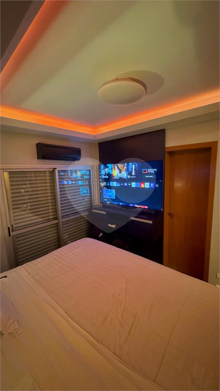 Apartamento à venda com 2 quartos, sendo 1 suíte, em Vila Olímpia, São Paulo, SP