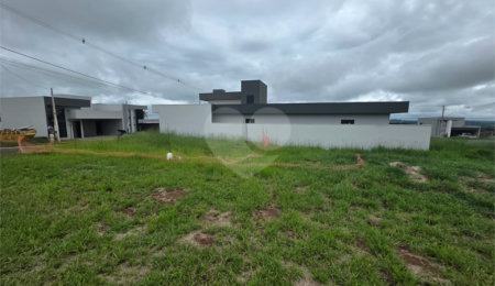 Terreno à venda no condomínio Residencial Villeneuve, São Carlos - SP