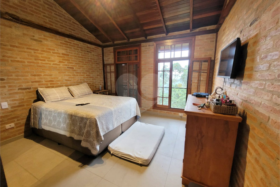 Casa à venda com 2 quartos, sendo 1 suíte, em Serra da Cantareira, Mairiporã, SP