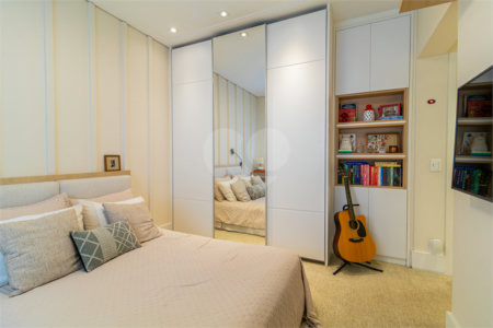 Apartamento à venda com 4 suítes em Campo Belo, São Paulo, SP