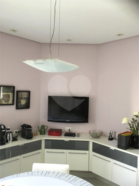Apartamento à venda com 3 suítes em Vila Gomes Cardim, São Paulo, SP